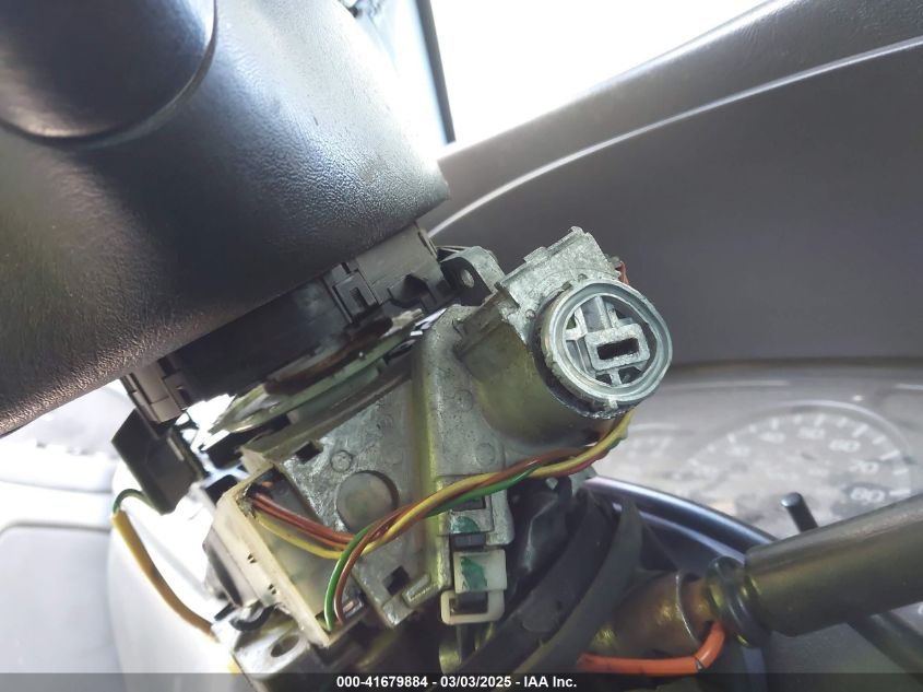 2002 GMC Sierra 2500Hd Sle VIN: 1GTHC29U02E112184 Lot: 41679884