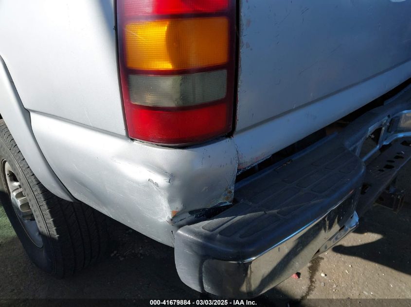 2002 GMC Sierra 2500Hd Sle VIN: 1GTHC29U02E112184 Lot: 41679884