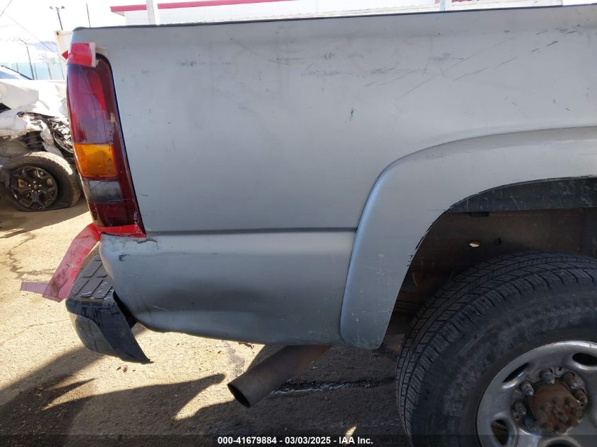 2002 GMC Sierra 2500Hd Sle VIN: 1GTHC29U02E112184 Lot: 41679884