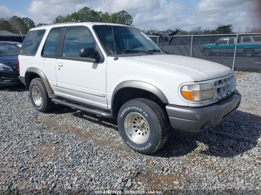 2000 Ford Explorer