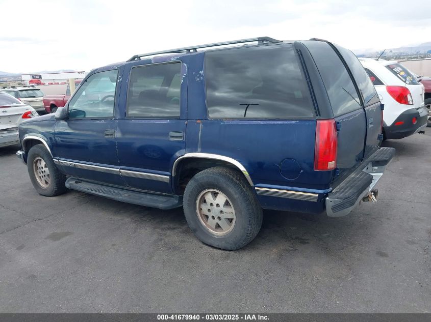 1GKEK13R0VJ741156 1997 GMC YUKON photo no. 3
