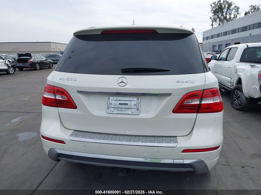 2014 MERCEDES-BENZ ML 550 4MATIC 4JGDA7DB5EA292311