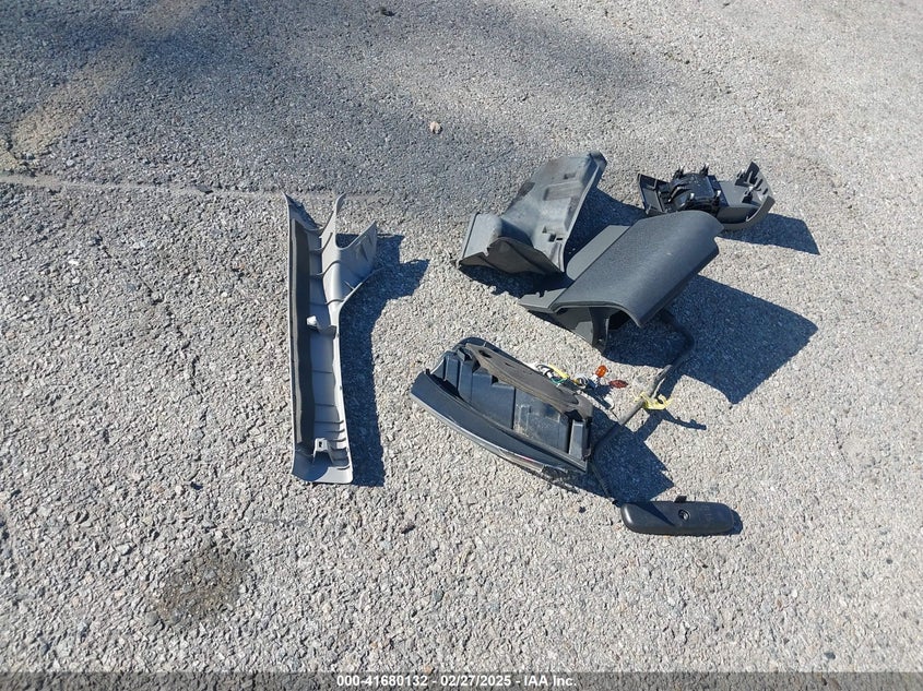 2007 Toyota Prius VIN: JTDKB20U477646130 Lot: 41680132