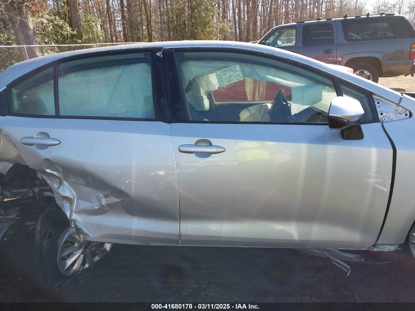 2022 TOYOTA COROLLA LE - JTDVPMAEXN3004033