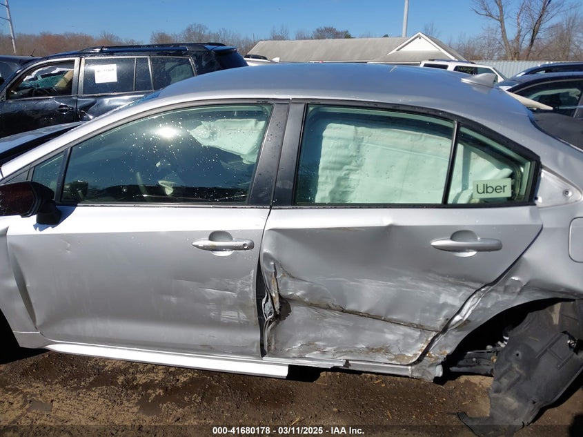 2022 TOYOTA COROLLA LE - JTDVPMAEXN3004033