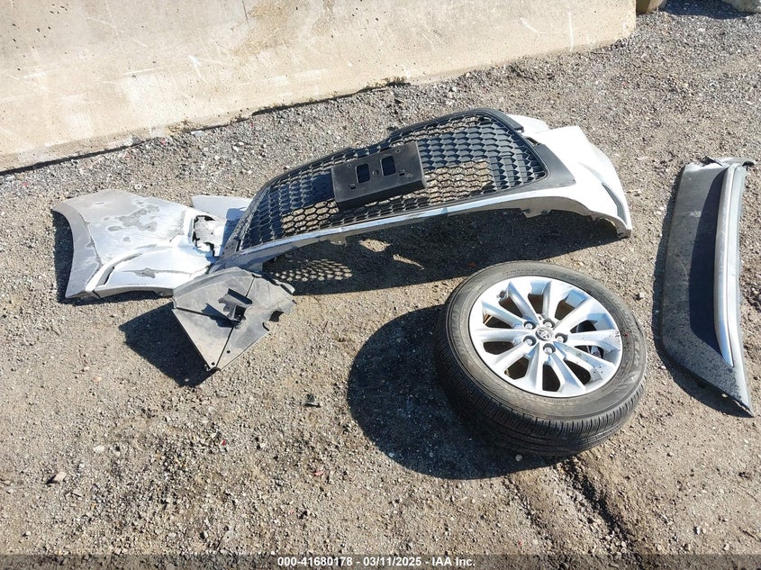 2022 TOYOTA COROLLA LE - JTDVPMAEXN3004033