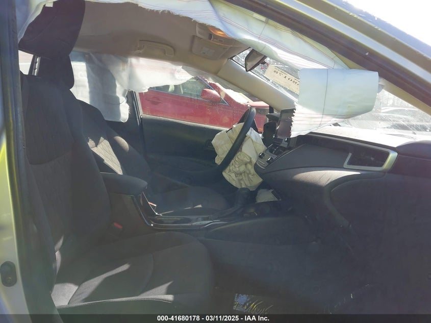 2022 TOYOTA COROLLA LE - JTDVPMAEXN3004033