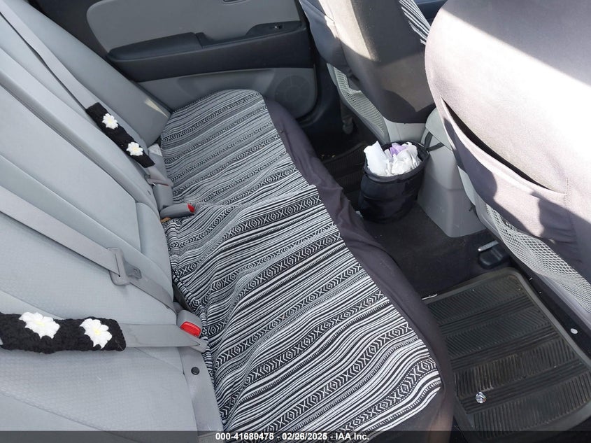 2008 HYUNDAI ELANTRA VIN: KMHDU46D18U585050