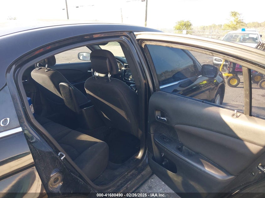 2014 CHRYSLER 200 LX - 1C3CCBAG8EN149878