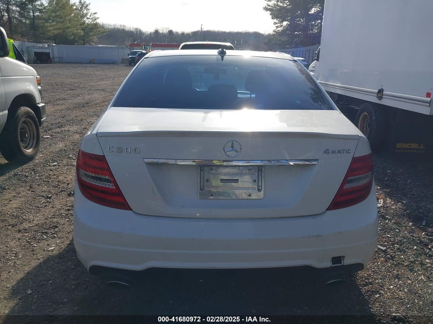 2012 MERCEDES-BENZ C 300 VIN: WDDGF8BB6CR239035