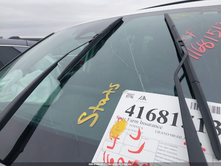 2024 Toyota Grand Highlander Xle VIN: 5TDAAAB57RS020160 Lot: 41681513