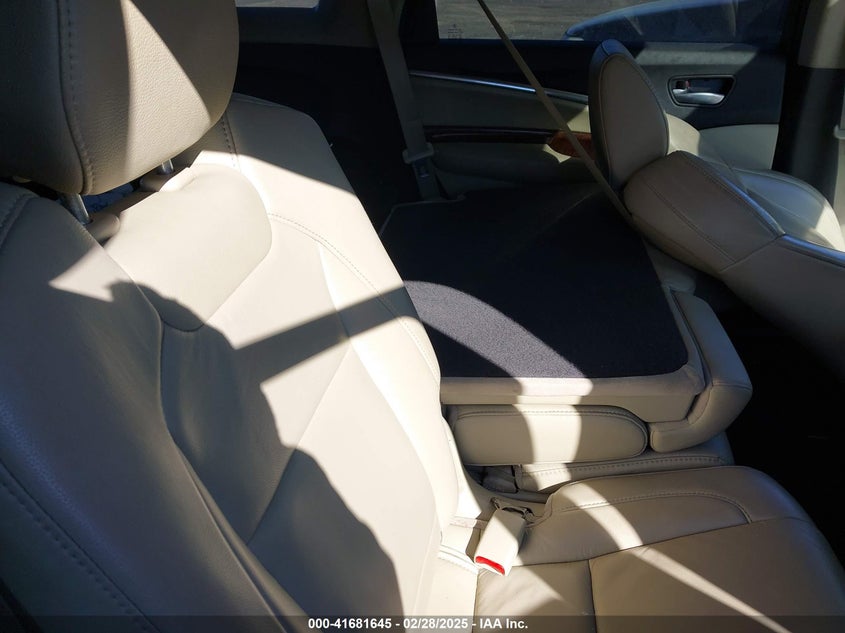 2017 ACURA MDX VIN: 5FRYD3H39HB001165
