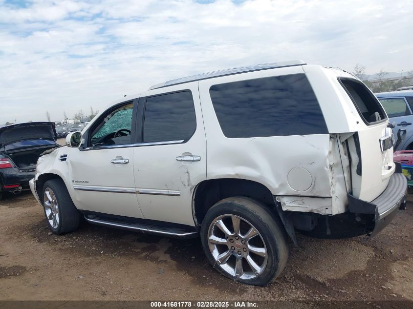 2007 Cadillac Escalade Standard VIN: 1GYEC63887R399192 Lot: 41681778