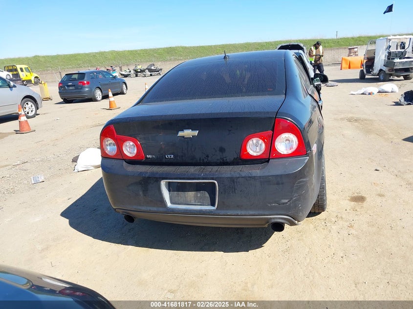 2011 CHEVROLET MALIBU VIN: 1G1ZE5E78BF392469