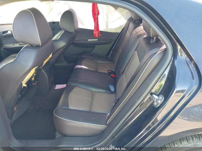 2011 CHEVROLET MALIBU VIN: 1G1ZE5E78BF392469