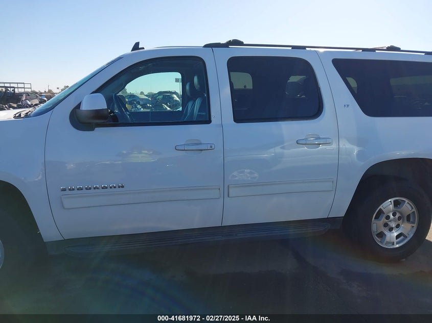 2014 CHEVROLET SUBURBAN 1500 VIN: 1GNSKJE75ER212434