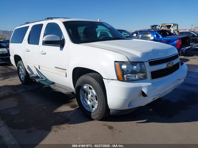 2014 CHEVROLET SUBURBAN 1500 VIN: 1GNSKJE75ER212434