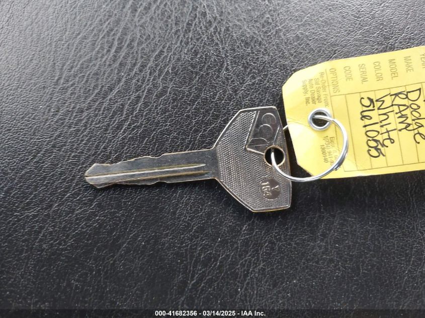 1999 Dodge Ram 1500 St VIN: 3B7HC13YXXM561055 Lot: 41682356