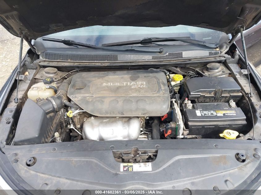 2015 Chrysler 200 Limited VIN: 1C3CCCAB6FN666320 Lot: 41682361