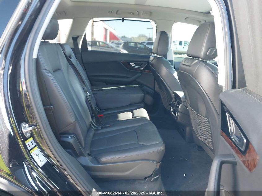 2017 Audi Q7 3.0T Premium VIN: WA1LAAF7XHD038760 Lot: 41682614