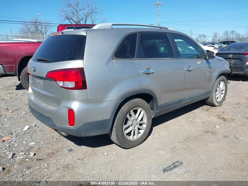 2015 KIA SORENTO VIN: 5XYKT4A7XFG641548
