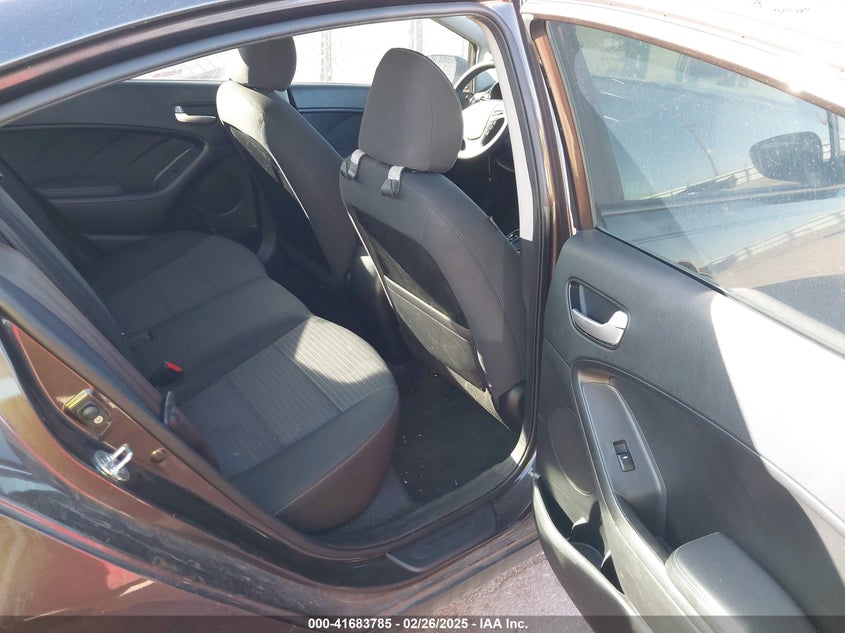 2018 KIA FORTE LX - 3KPFL4A72JE207860