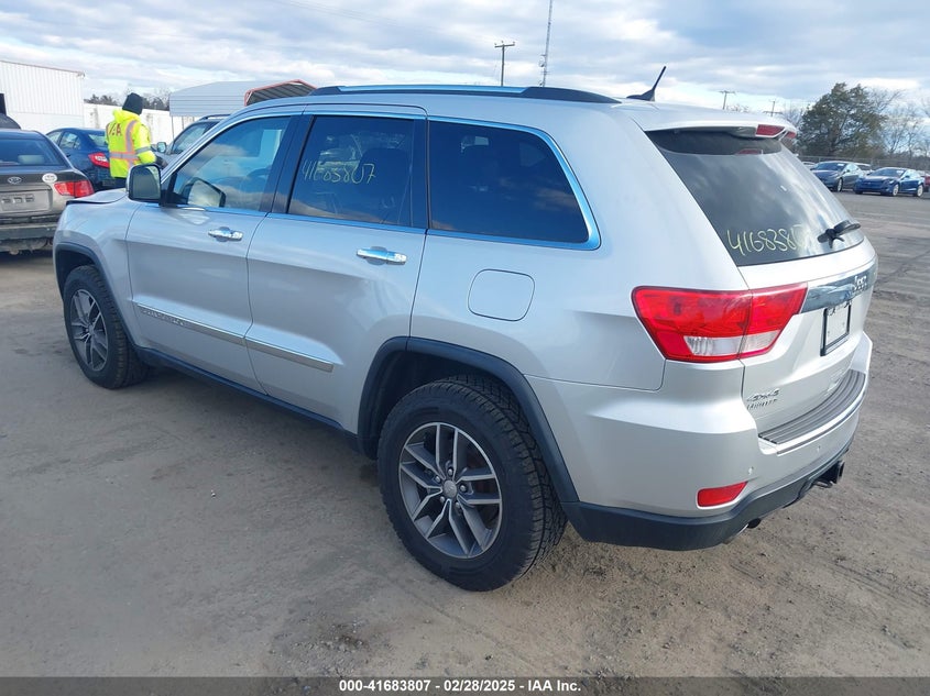 2011 JEEP GRAND CHEROKEE VIN: 1J4RR5GT8BC527676