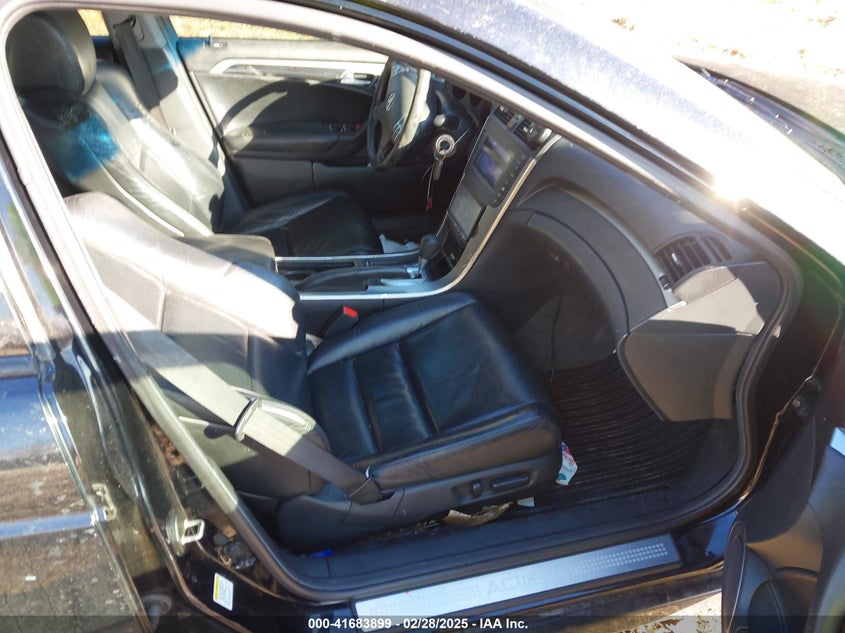 2006 ACURA TL VIN: 19UUA66256A030674