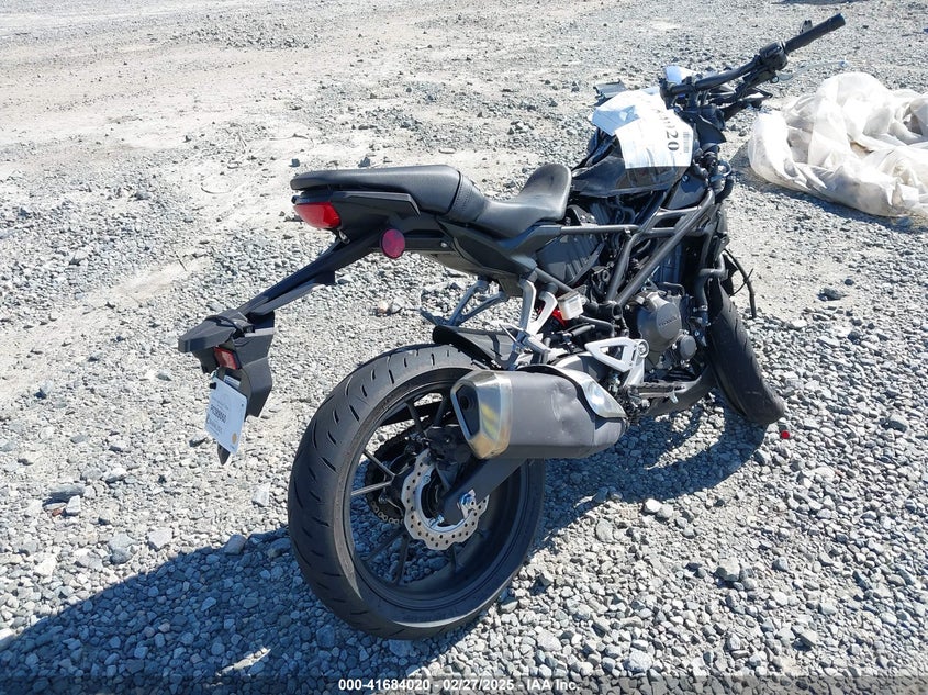 2024 HONDA CBF300 NA - MLHNC5558R5400710