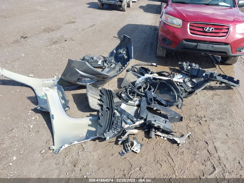 2019 Chevrolet Colorado Lt VIN: 1GCGTCEN2K1121315 Lot: 41684074