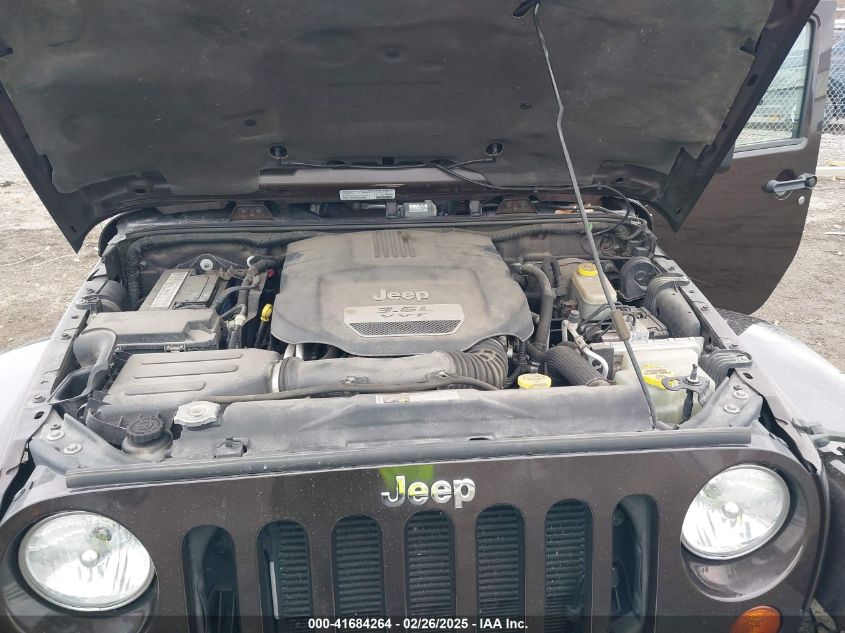 2013 Jeep Wrangler Unlimited Sahara VIN: 1C4BJWEG9DL686090 Lot: 41684264