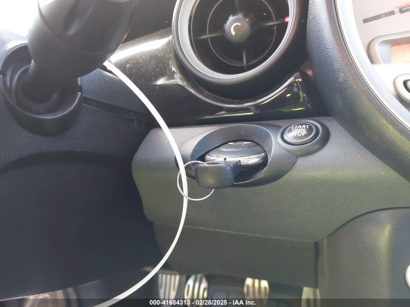 2010 Mini Cooper S VIN: WMWMF7C57ATX45924 Lot: 41684313