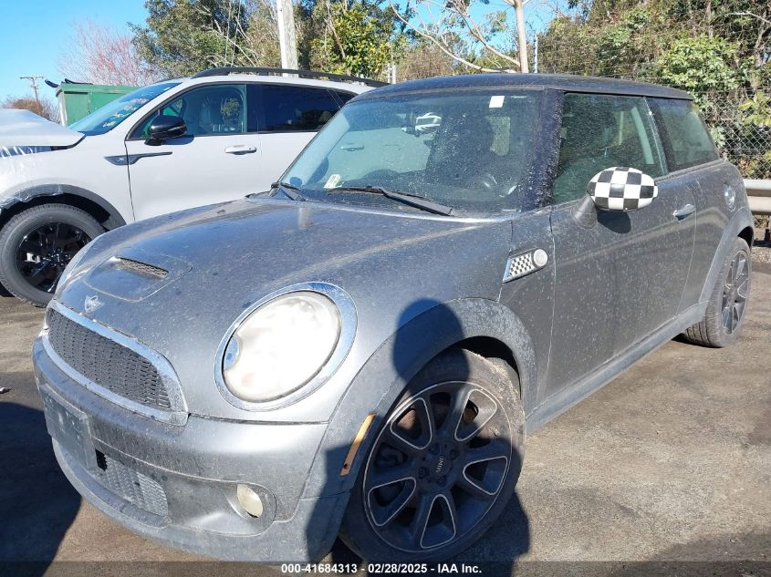 2010 Mini Cooper S VIN: WMWMF7C57ATX45924 Lot: 41684313