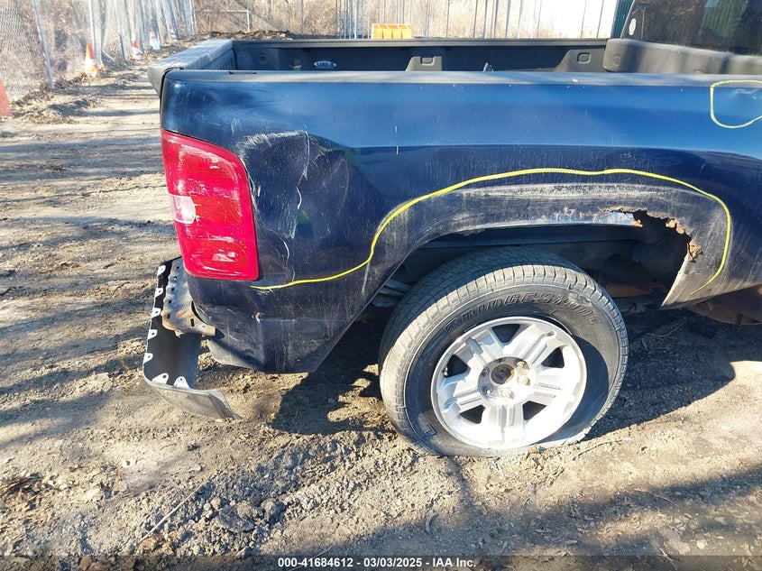 2008 CHEVROLET SILVERADO 1500 VIN: 2GCEC19J081208622