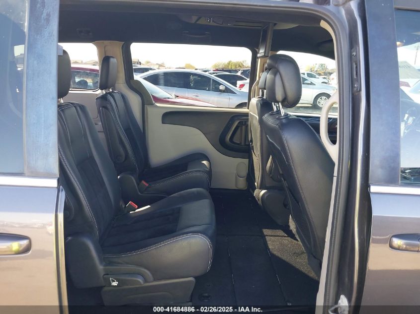 2018 Dodge Grand Caravan Sxt VIN: 2C4RDGCG3JR135817 Lot: 41684886