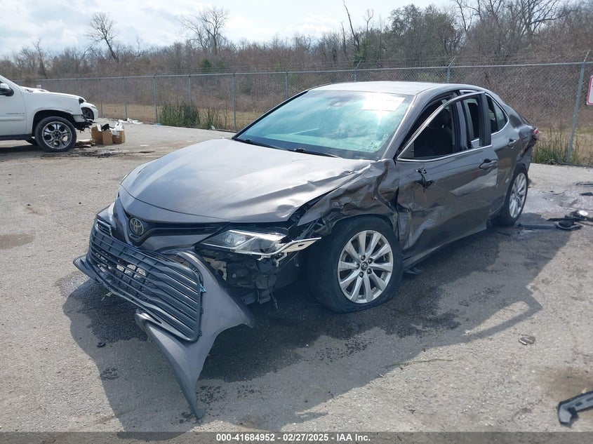 2019 TOYOTA CAMRY VIN: 4T1B11HK5KU256773