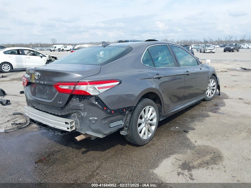 2019 TOYOTA CAMRY VIN: 4T1B11HK5KU256773