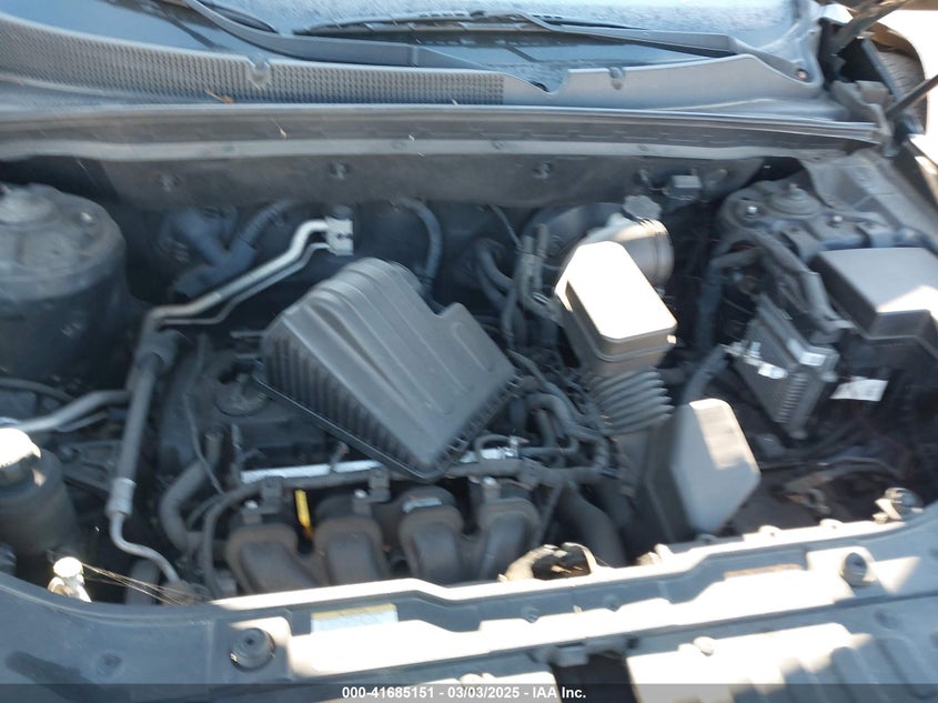 2011 Kia Sorento Lx VIN: 5XYKT3A10BG124386 Lot: 41685151