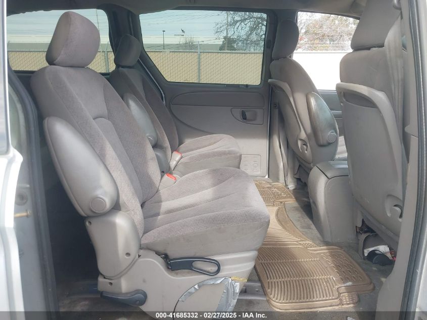 2002 Dodge Grand Caravan Ex VIN: 2B8GP74L12R522101 Lot: 41685332