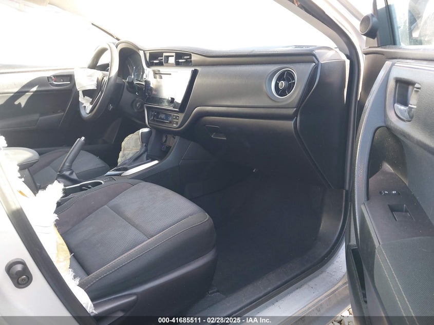 2017 TOYOTA COROLLA VIN: 5YFBURHE5HP628879