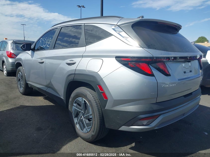 2025 HYUNDAI TUCSON HYBRID VIN: KM8JBDD13SU272297