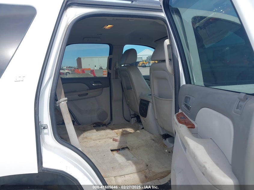 2007 CHEVROLET TAHOE VIN: 1GNFC13047R391458