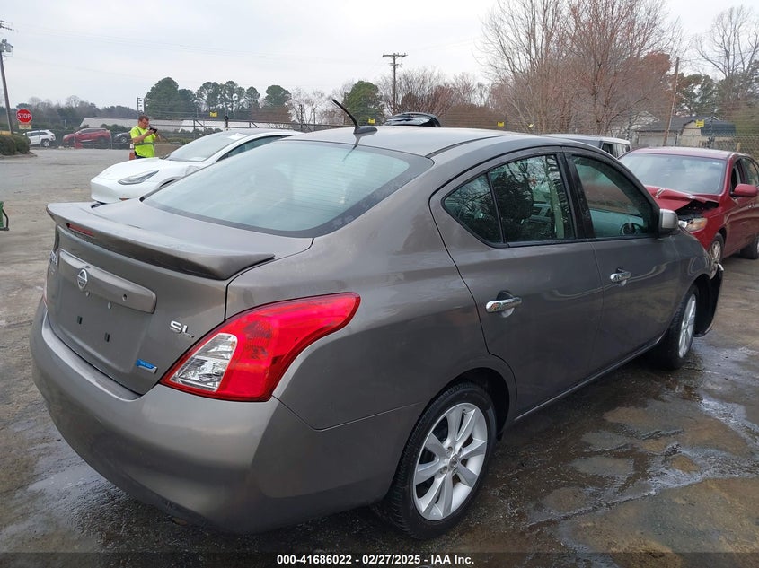 2014 NISSAN VERSA 1.6 SL - 3N1CN7AP2EL876407