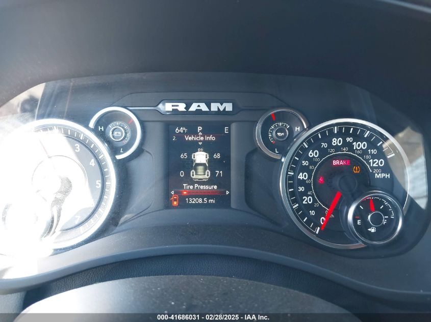 2024 Ram 2500 Big Horn 4X4 6'4 Box VIN: 3C6UR5DJ2RG311145 Lot: 41686031