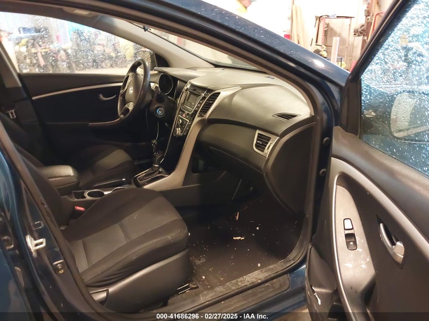 2016 HYUNDAI ELANTRA GT VIN: KMHD35LH6GU300745