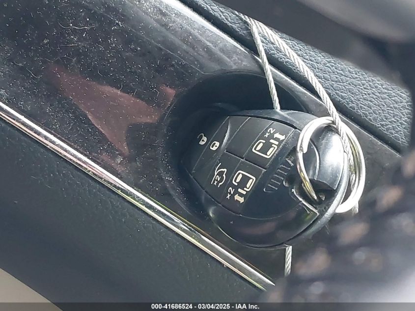 2011 Chrysler Town & Country Touring VIN: 2A4RR5DG0BR667025 Lot: 41686524