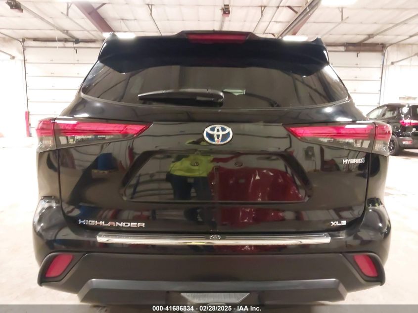 2023 Toyota Highlander Hybrid Xle Bronze VIN: 5TDABRCH3PS113176 Lot: 41686834