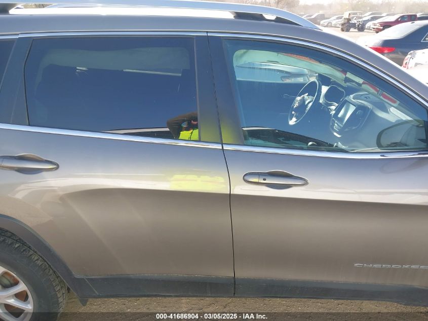 2017 Jeep Cherokee Latitude Fwd VIN: 1C4PJLCS0HW642799 Lot: 41817814