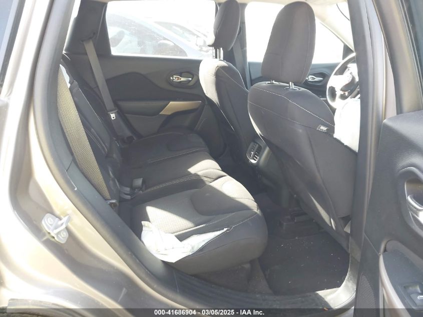 2017 Jeep Cherokee Latitude Fwd VIN: 1C4PJLCS0HW642799 Lot: 41817814