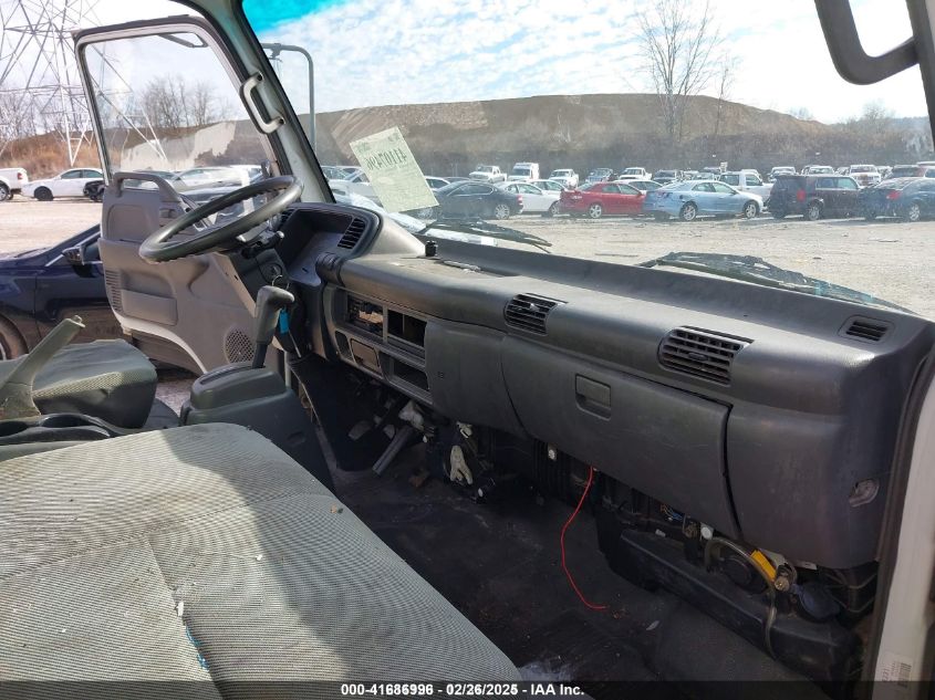 2005 Isuzu W3S042 Npr Gas Reg VIN: 4KLB4B1U45J800005 Lot: 41686996